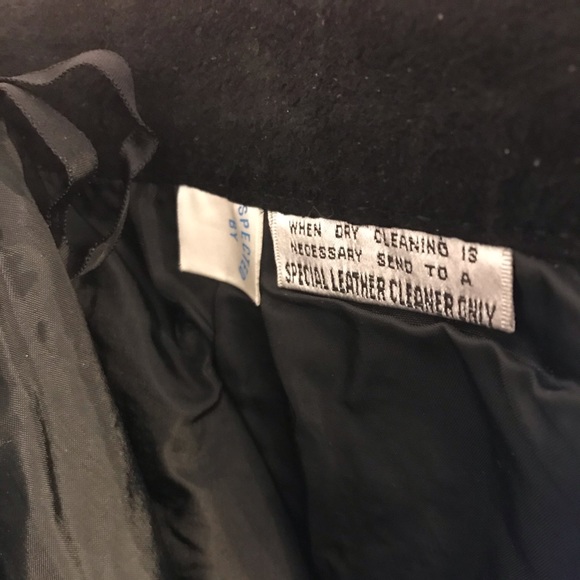 Global Identity GIII Vintage Suede Leather Skirt - Picture 12 of 16